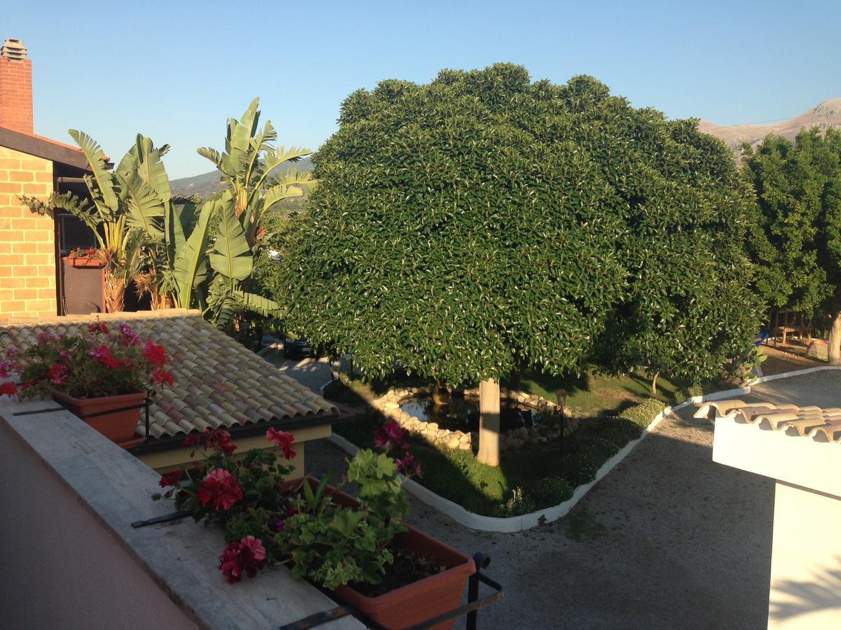 Вілла Sicily By Dreams Кампофеліче-ді-Роччелла Екстер'єр фото